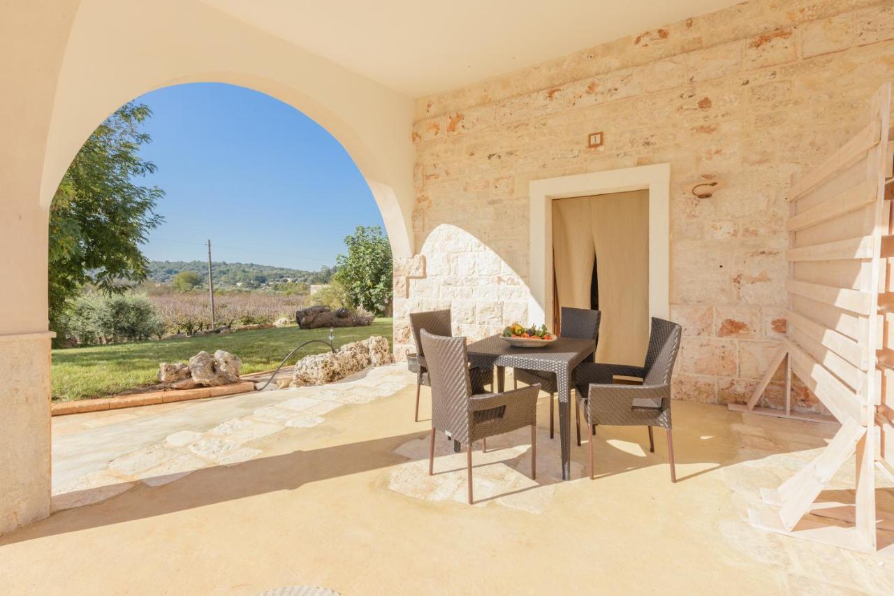 Aparthotel Casolare Lodedo Ceglie Messapica Exterior foto