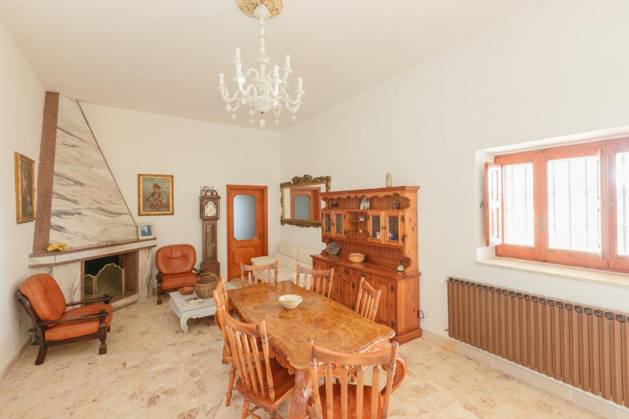 Aparthotel Casolare Lodedo Ceglie Messapica Exterior foto