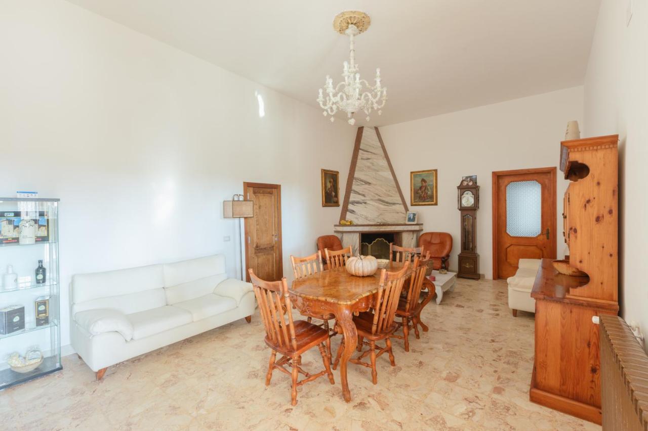 Aparthotel Casolare Lodedo Ceglie Messapica Exterior foto